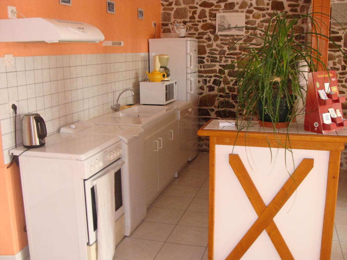 Chambres D'Hotes Le Petit Angle Saint-Broladre Dış mekan fotoğraf